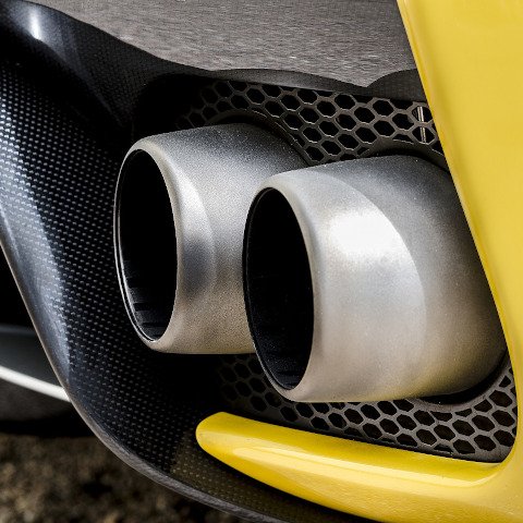 Government to bring banning of fossil fuel new car sales forward to 2035